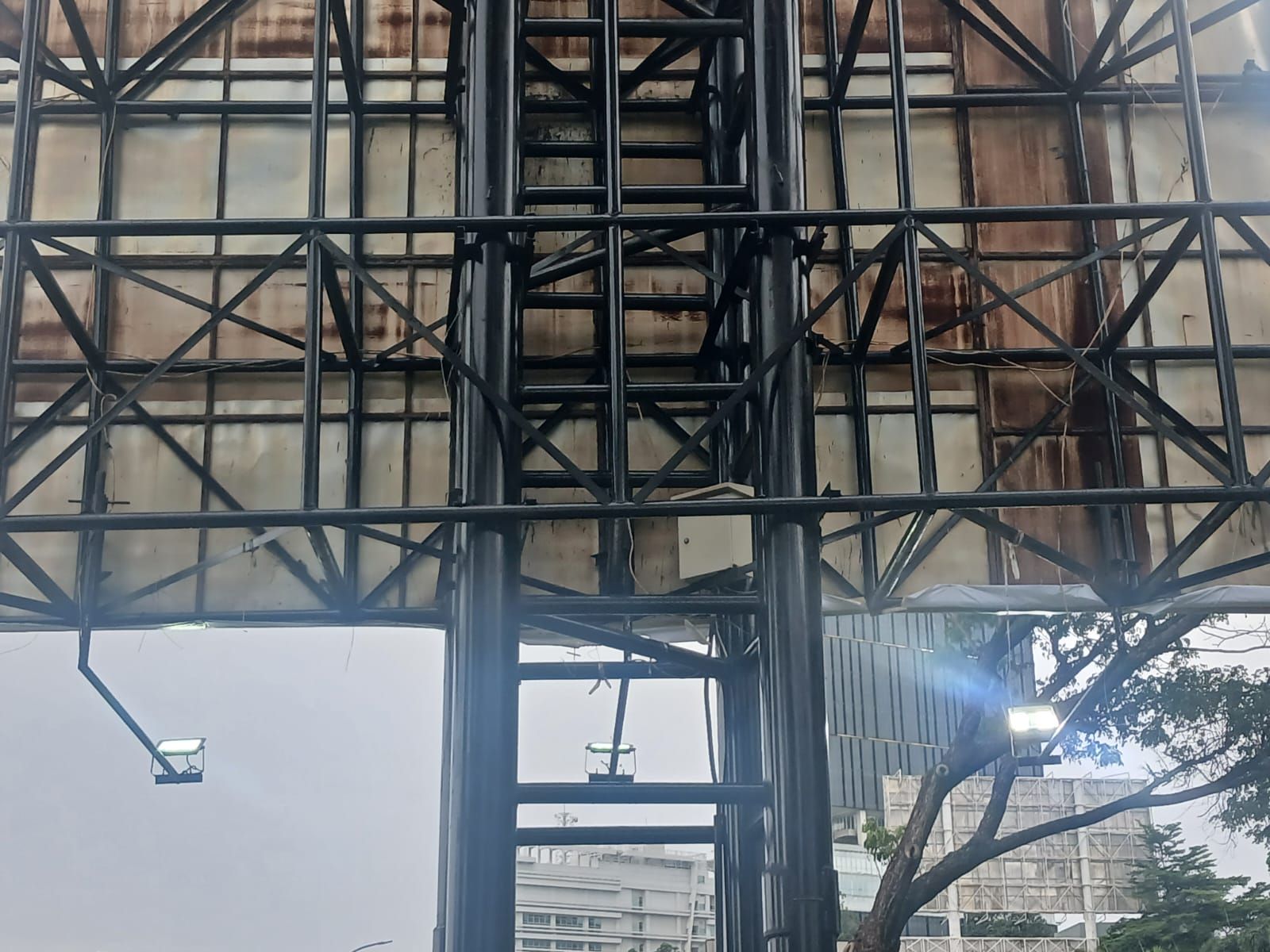 Billboard Alam Sutera — foto 2